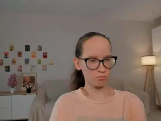 LynetteBails's Live Sex Cam Show