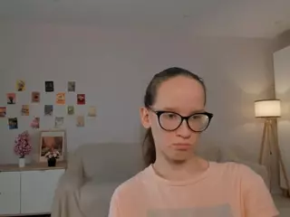 LynetteBails's Live Sex Cam Show
