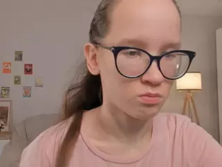 LynetteBails's Live Sex Cam Show