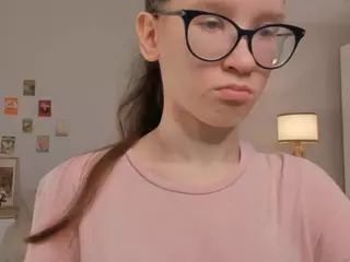 LynetteBails's Live Sex Cam Show