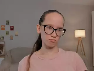LynetteBails's Live Sex Cam Show