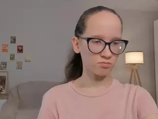 LynetteBails's Live Sex Cam Show