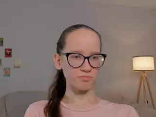 LynetteBails's Live Sex Cam Show