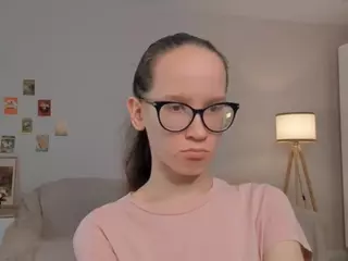 LynetteBails's Live Sex Cam Show