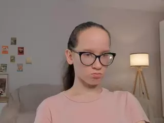 LynetteBails's Live Sex Cam Show