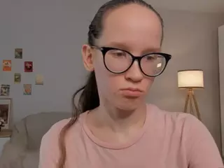LynetteBails's Live Sex Cam Show