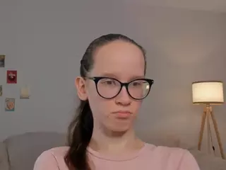 LynetteBails's Live Sex Cam Show