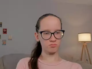 LynetteBails's Live Sex Cam Show