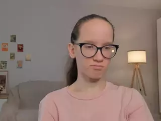 LynetteBails's Live Sex Cam Show
