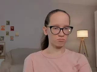 LynetteBails's Live Sex Cam Show