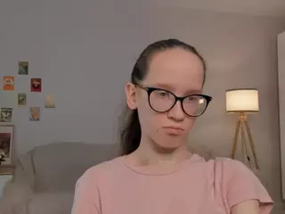 LynetteBails's Live Sex Cam Show