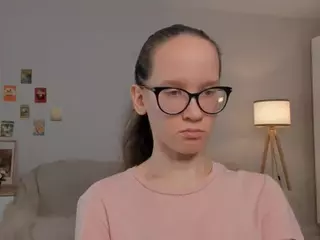 LynetteBails's Live Sex Cam Show