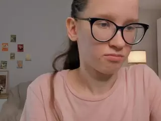 LynetteBails's Live Sex Cam Show