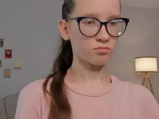 LynetteBails's Live Sex Cam Show