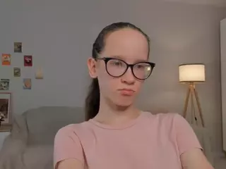 LynetteBails's Live Sex Cam Show