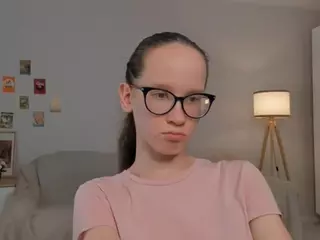 LynetteBails's Live Sex Cam Show