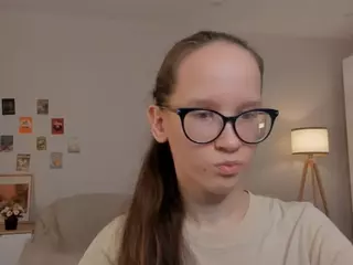 LynetteBails's Live Sex Cam Show