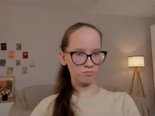 LynetteBails's Live Sex Cam Show