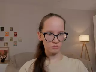 LynetteBails's Live Sex Cam Show