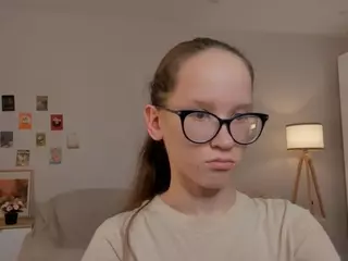 LynetteBails's Live Sex Cam Show