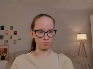 LynetteBails's Live Sex Cam Show