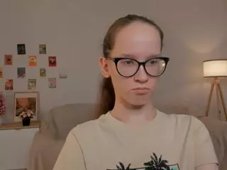 LynetteBails's Live Sex Cam Show