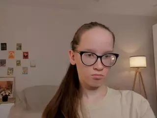 LynetteBails's Live Sex Cam Show