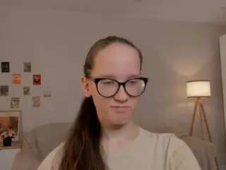 LynetteBails's Live Sex Cam Show