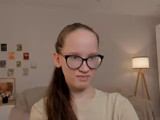 LynetteBails's Live Sex Cam Show