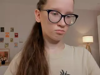 LynetteBails's Live Sex Cam Show