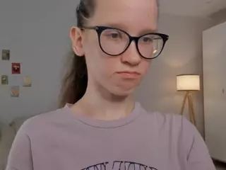 LynetteBails's Live Sex Cam Show