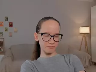 LynetteBails's Live Sex Cam Show