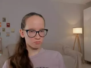 LynetteBails's Live Sex Cam Show