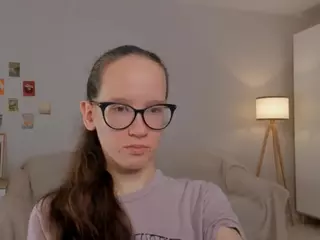 LynetteBails's Live Sex Cam Show