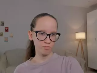 LynetteBails's Live Sex Cam Show