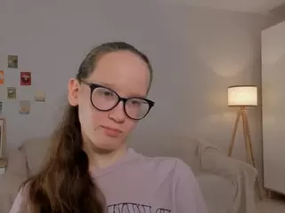 LynetteBails's Live Sex Cam Show