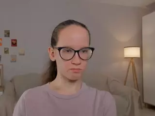 LynetteBails's Live Sex Cam Show