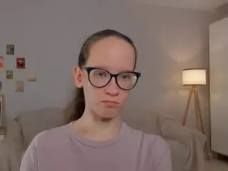 LynetteBails's Live Sex Cam Show