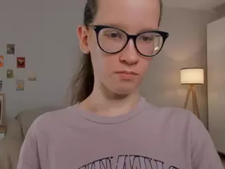 LynetteBails's Live Sex Cam Show