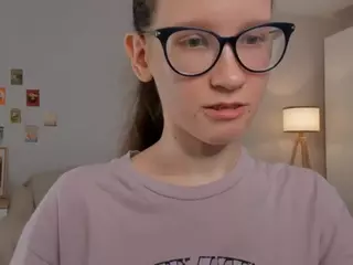 LynetteBails's Live Sex Cam Show