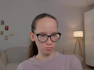 LynetteBails's Live Sex Cam Show