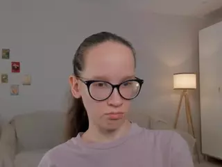 LynetteBails's Live Sex Cam Show
