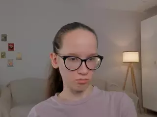 LynetteBails's Live Sex Cam Show
