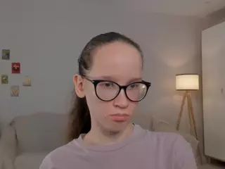 LynetteBails's Live Sex Cam Show