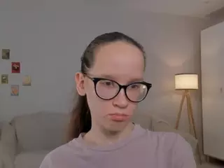 LynetteBails's Live Sex Cam Show