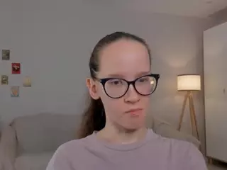 LynetteBails's Live Sex Cam Show