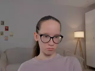 LynetteBails's Live Sex Cam Show
