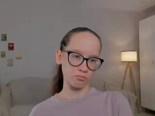 LynetteBails's Live Sex Cam Show