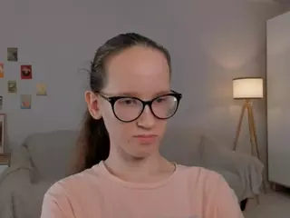 LynetteBails's Live Sex Cam Show