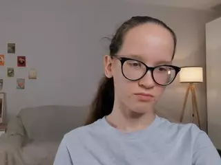 LynetteBails's Live Sex Cam Show